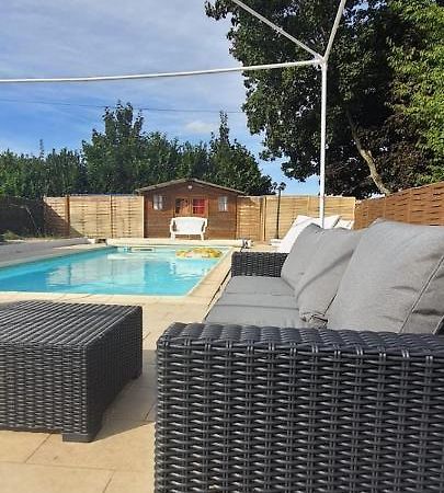 Studio Meuble Avec Piscine Partagee La Ferté-Gaucher 외부 사진