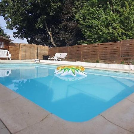 Studio Meuble Avec Piscine Partagee La Ferté-Gaucher 외부 사진